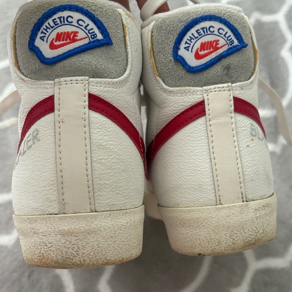 Nike blaze White and Red High-Top Athletic Shoes - Picture 8 of 10
